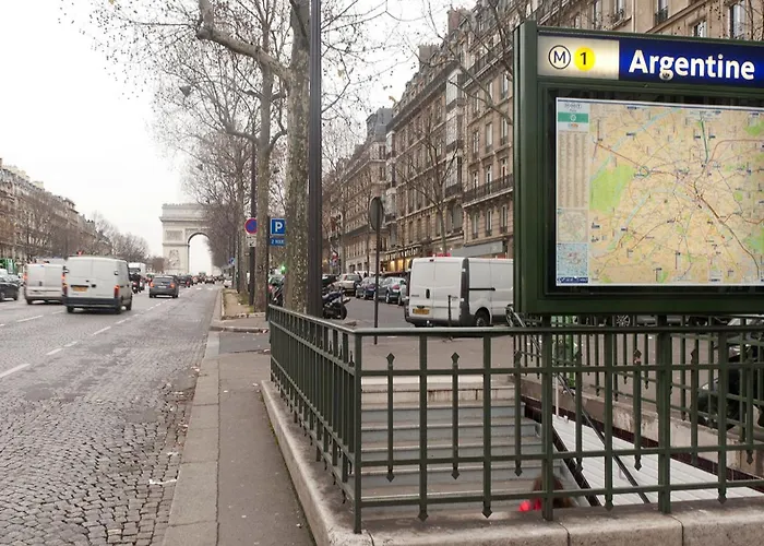 Studette Champs Elysees 아파트 *