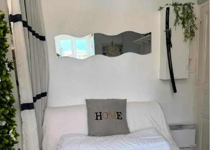 Apartman Studette Champs Elysees