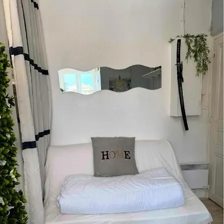 Apartment Studette Champs Elysees